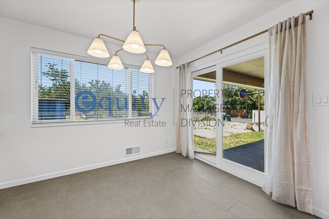Building Photo - 8894 S 540 E