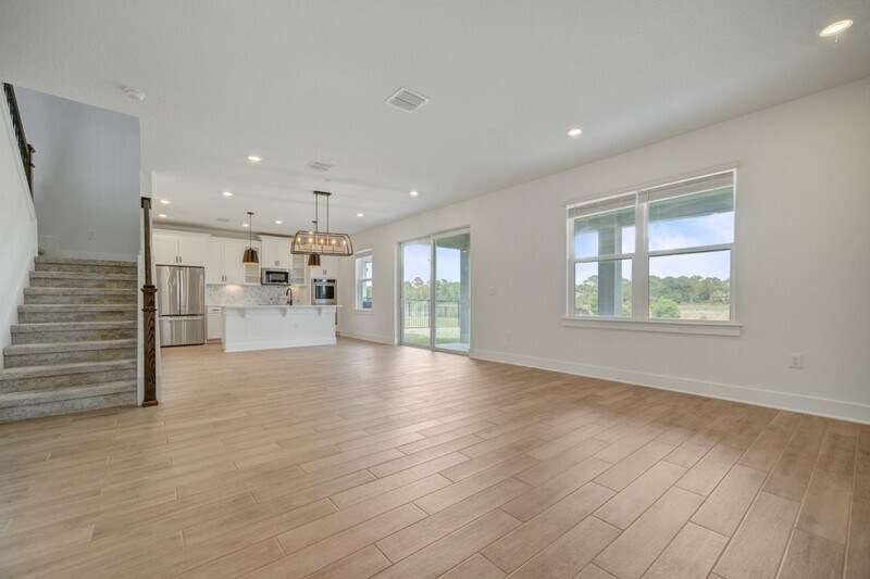 Building Photo - 534 Sun Chaser Dr