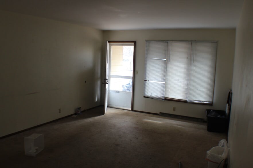 Building Photo - 2806 Blakeley Ave
