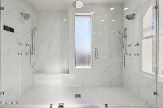 Building Photo - 8989 N Gainey Center Dr