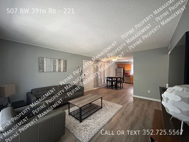 Building Photo - 507 NW 39th Rd