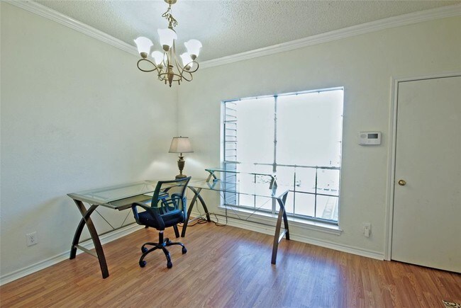 Building Photo - 8550 Fair Oaks Crossing