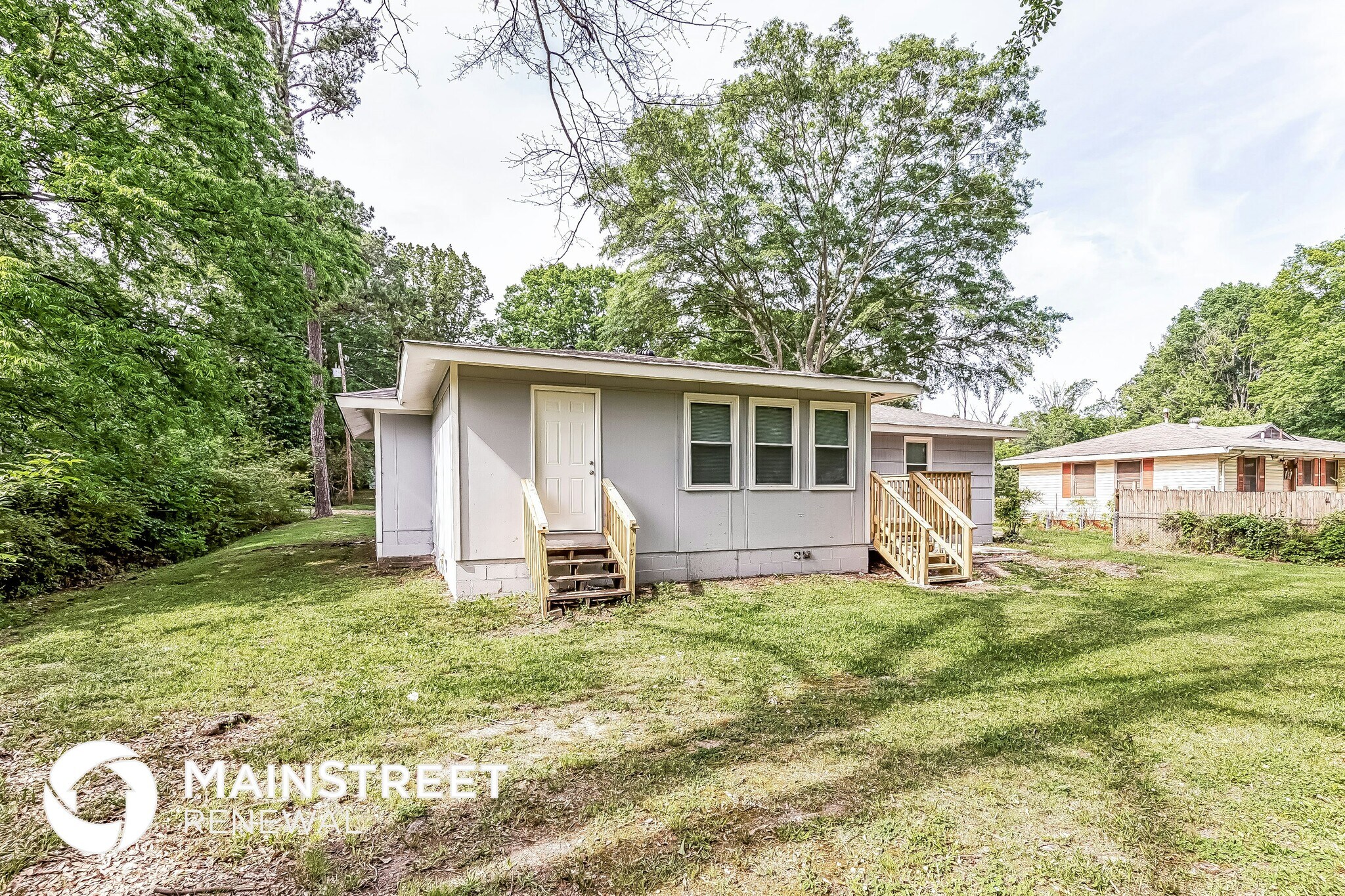 Building Photo - 105 16th Terrace NE