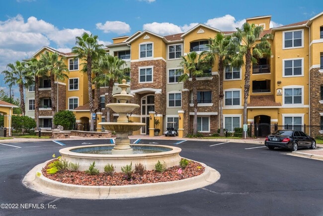 Building Photo - 8539 Gate Pkwy W