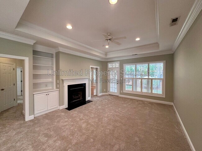 Building Photo - 5009 Whitner Dr