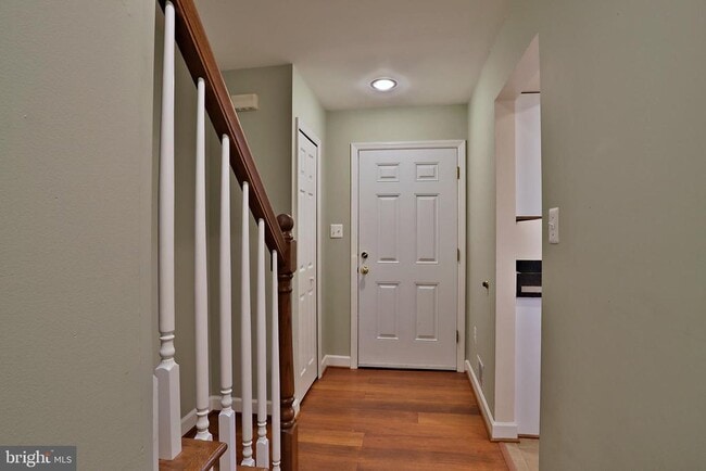 Building Photo - 3181 Welby Ct