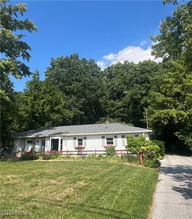 Primary Photo - 5819 S Shandle Blvd