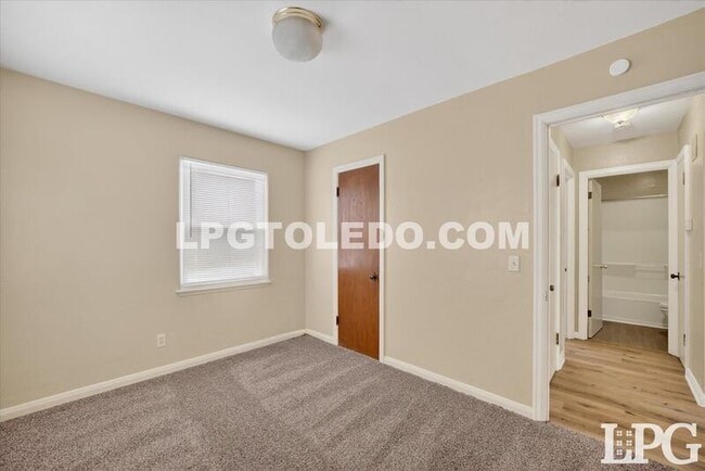 Building Photo - 202 Waggoner Blvd