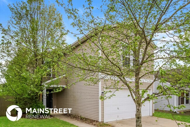 Building Photo - 755 Fern St