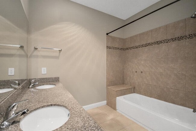 Building Photo - 15410 Addicks Stone Dr