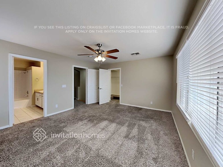 Building Photo - 8923 Dove Cove Dr