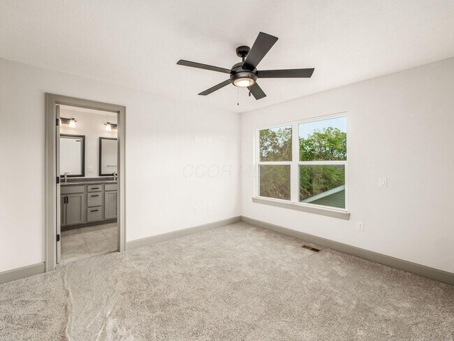 Building Photo - 166 Wisconsin Ave