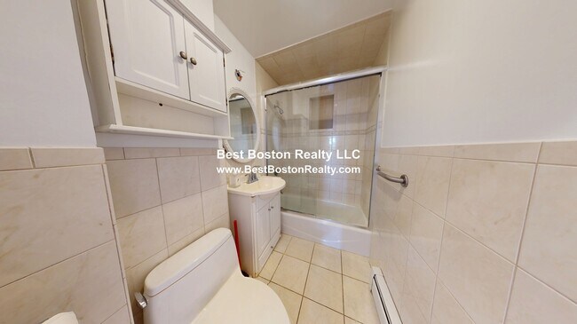 Building Photo - 11 Stanley Ave