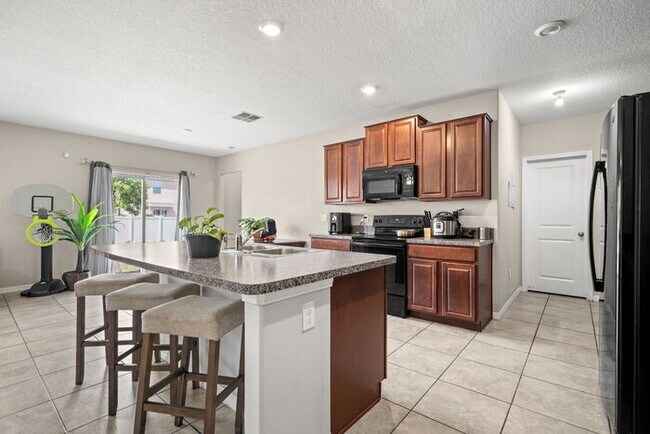 Building Photo - BEAUTIFUL Home For Rent in Cypress Creek!