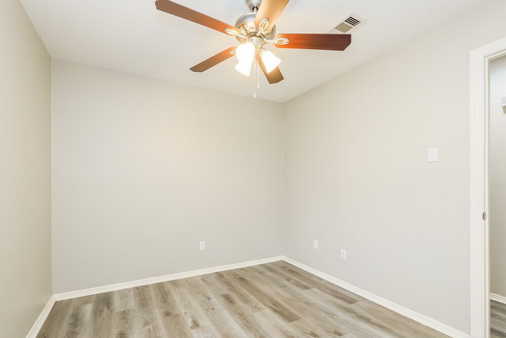 Building Photo - 24214 Silver Maple Dr