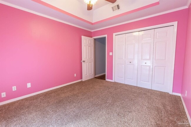 Building Photo - 400 Ridge Wood Cir