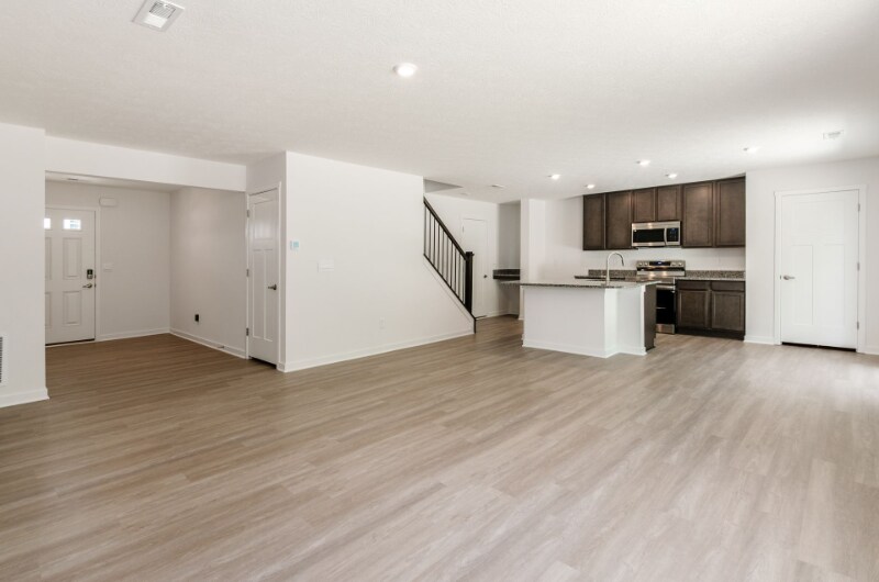 Building Photo - 2808 Horsham Dr