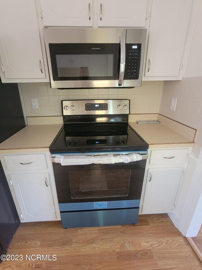 Building Photo - 4505 Wentworth Ct