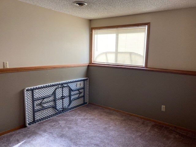 Building Photo - 1202 12th Ave