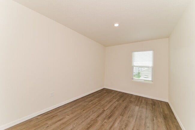 Building Photo - 4017 Shady Foxtail Ct