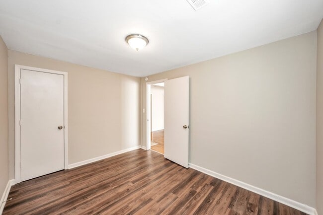 Building Photo - Charming 3-Bedroom Home in Bessemer – Act Fast!