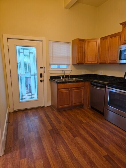 Back door / Kitchen - 1017 11th St