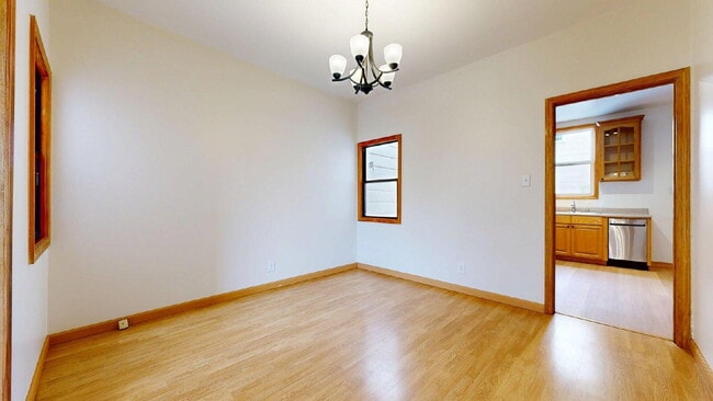 Building Photo - Freshly Updated 2BR Home with Garage, Outd...