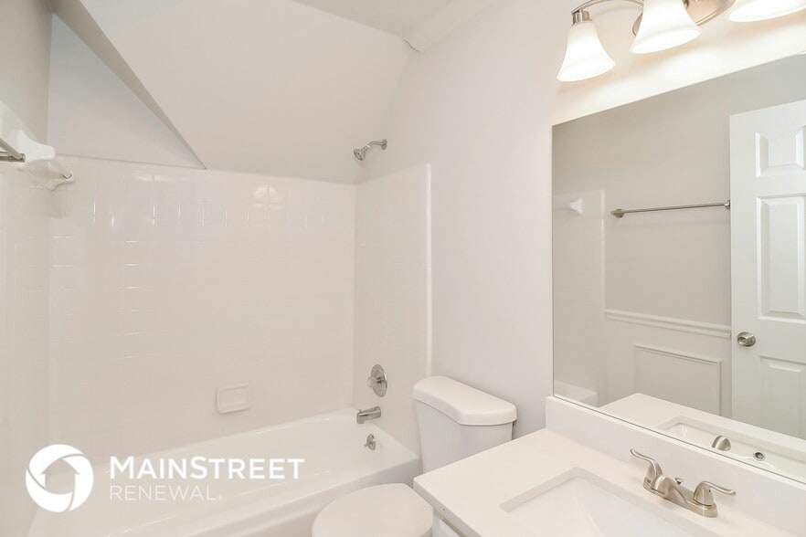 Building Photo - 713 Brent Glen Pl