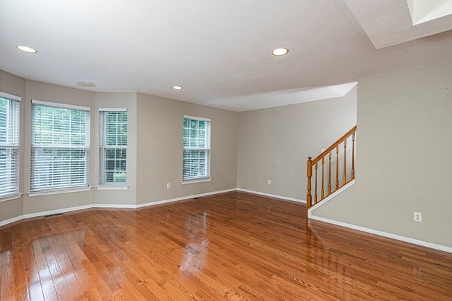 Building Photo - 212 William Livingston Ct