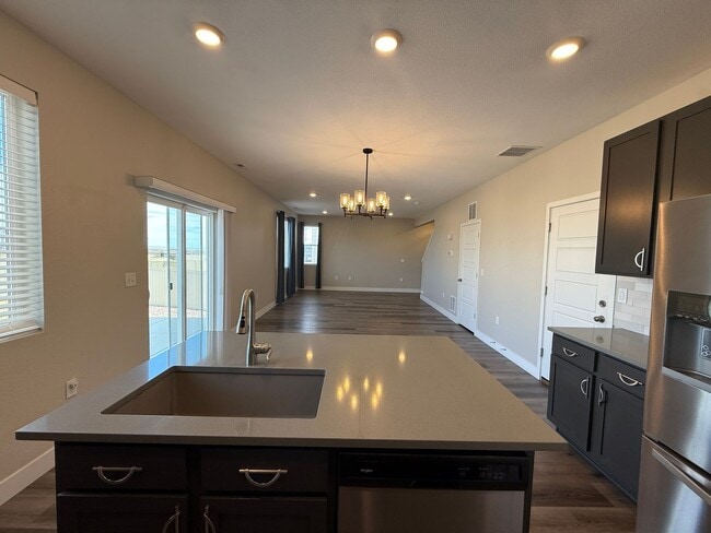 Building Photo - 5 Bed 3 Bath Home in Meridian Ranch!!!