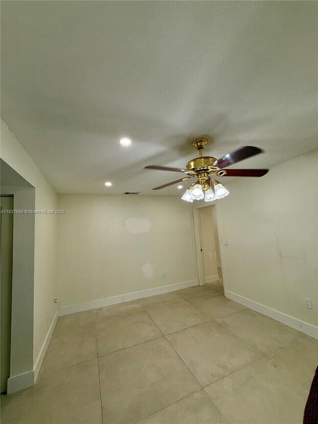 Building Photo - 10351 NW 127th St