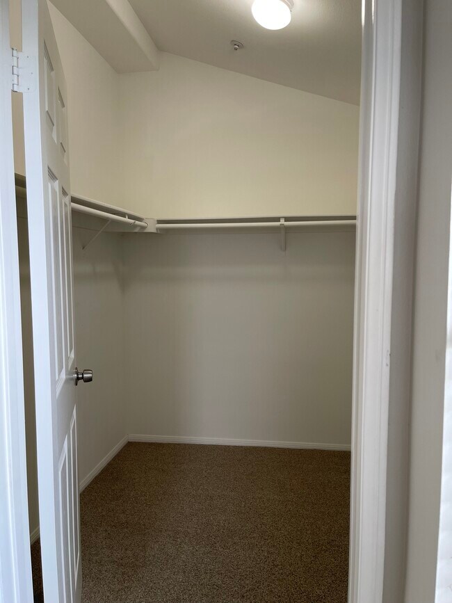 Building Photo - 19062 Windridge Ln