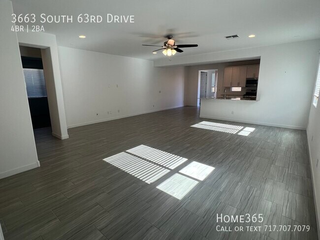 Building Photo - Beautiful 4 bedroom 2 Bath Phoenix Home!