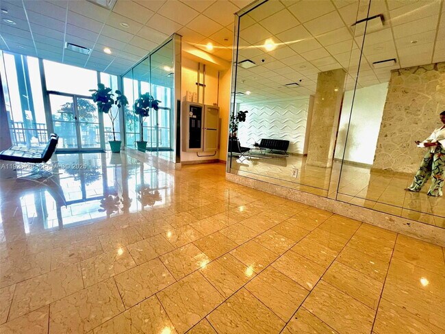 Building Photo - 11930 N Bayshore Dr