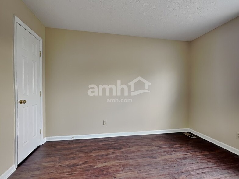 Building Photo - 4857 Rialto Ridge Dr