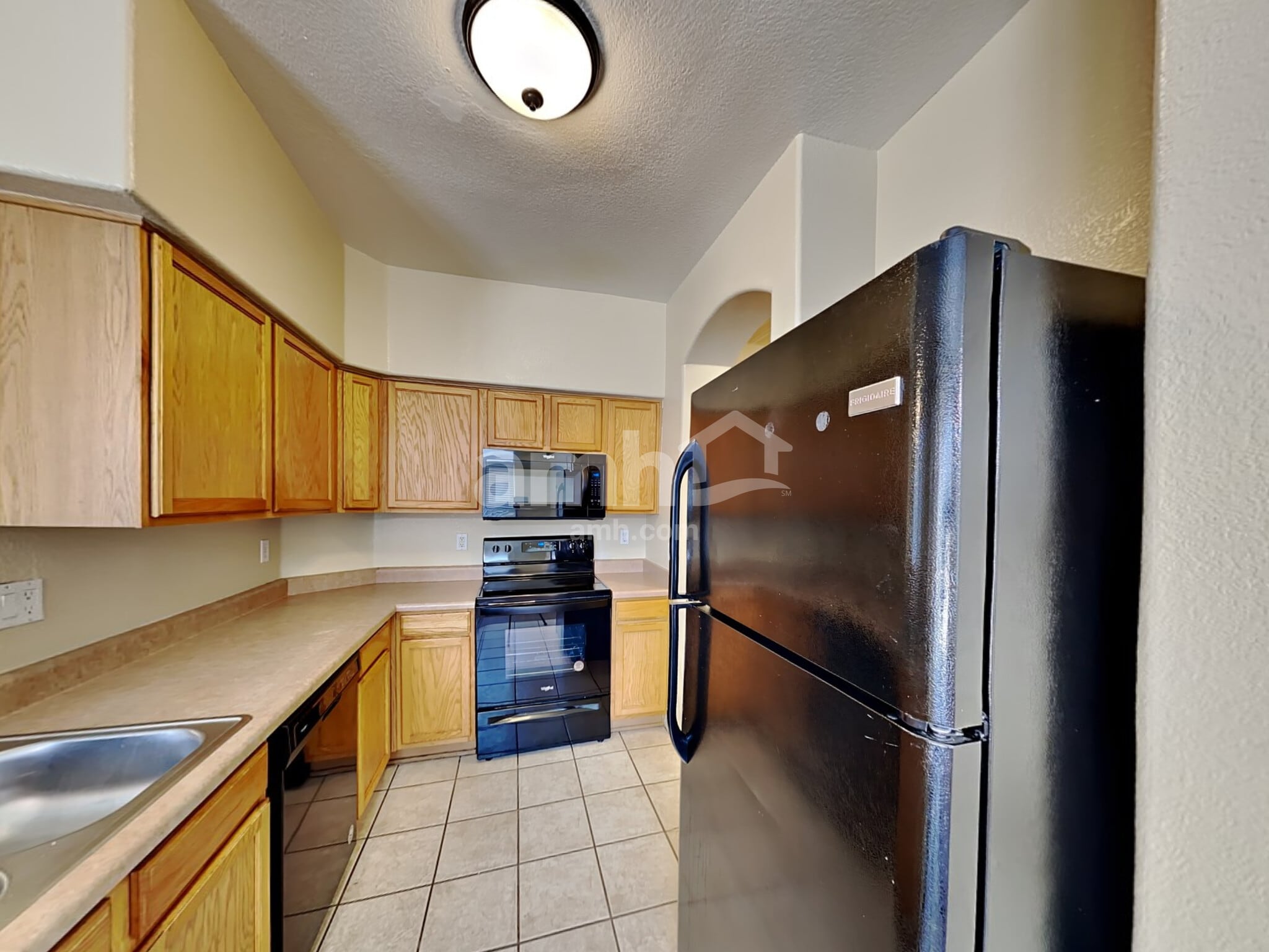 Building Photo - 766 S Jesse St