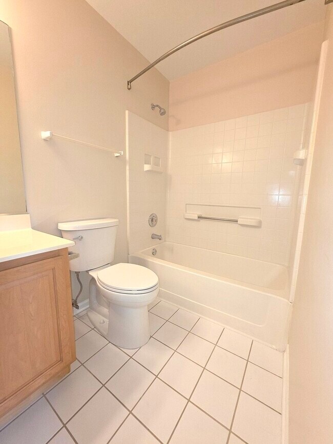 Building Photo - 1719 Sienna Ct