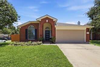 Building Photo - 17003 Analisa Cir