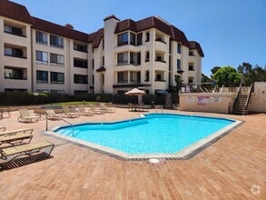 Building Photo - 2 Bedroom, 2 Bath Condo in The Courtyards HOA