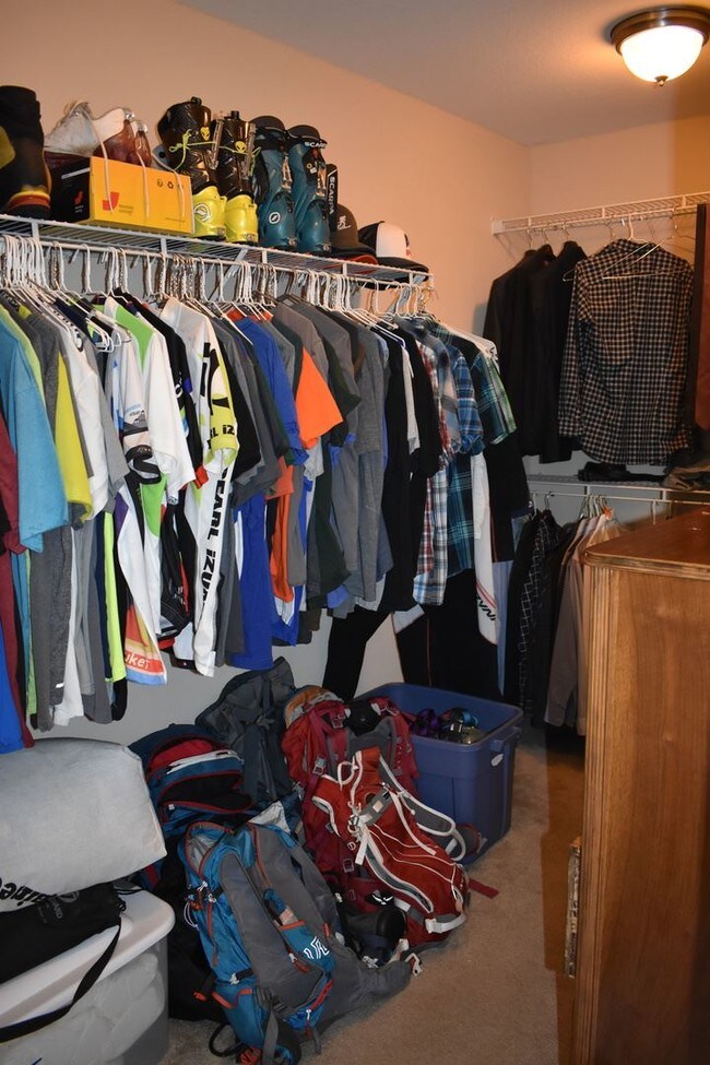 Building Photo - 611 Grandview Meadows Dr