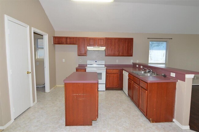 Building Photo - 24119 Wild Horses Ln