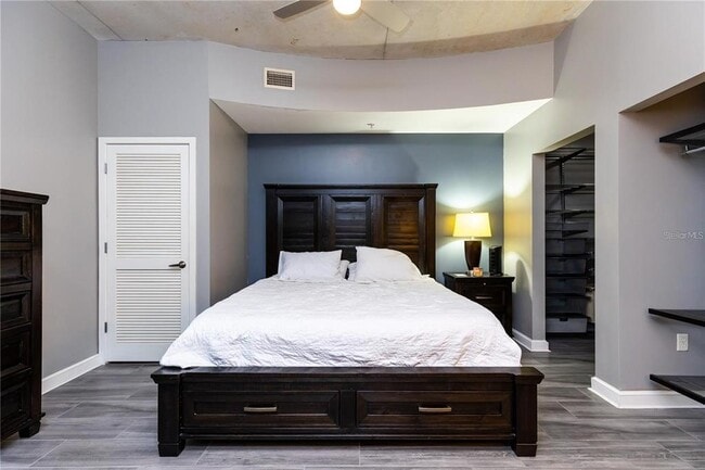 Building Photo - 777 N Ashley Dr