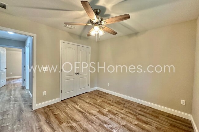 Building Photo - 6762 Trailride N