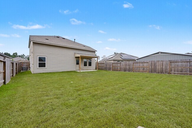 Building Photo - 21154 Vercelli St