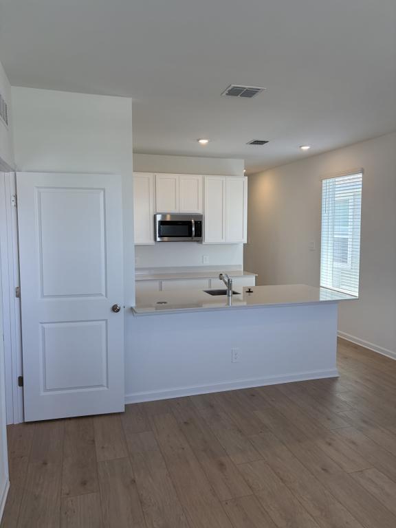 Building Photo - 4425 Vibernum Ave
