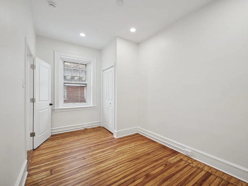 Building Photo - 236 Harvey St