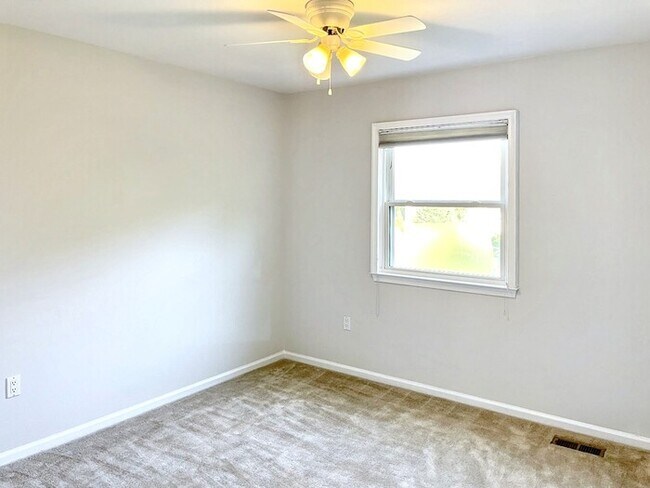 Building Photo - 13382 Brookfield Ct