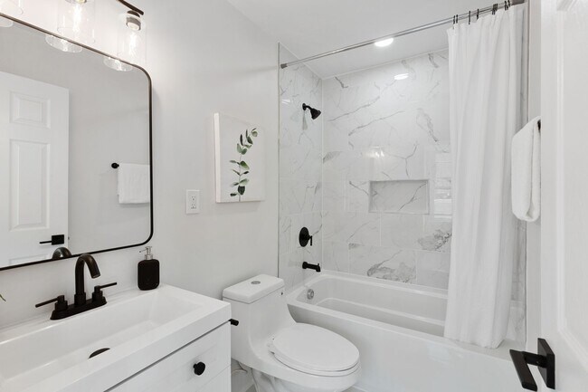 Building Photo - STUNNING 4 Level Fells Point Rowhome! WITH...