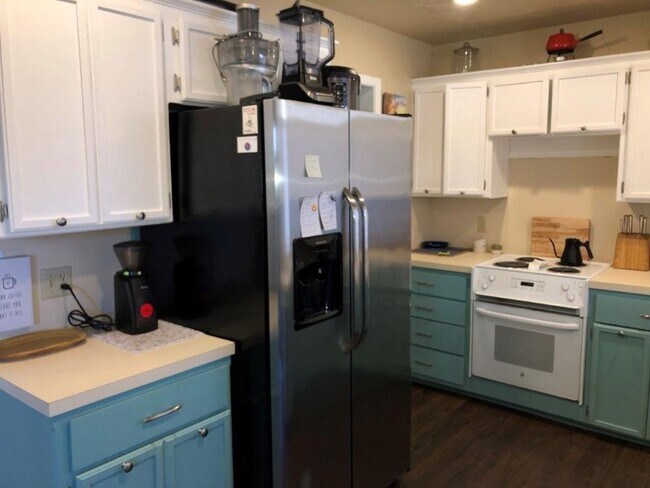 Building Photo - Located in Putnam City School district!  T...