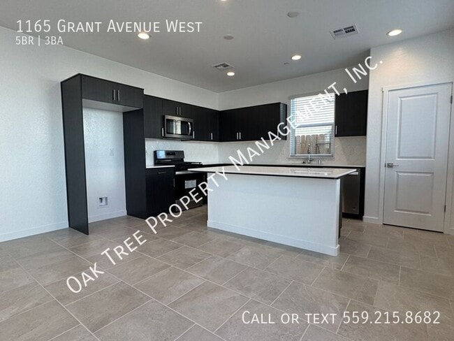 Building Photo - 1165 Grant Ave W